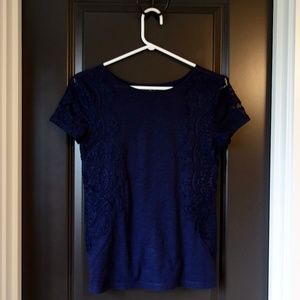 Ann Taylor LOFT || Size XS Navy Lace Tee